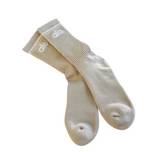 ALO Yoga Cream Ribbed Socks